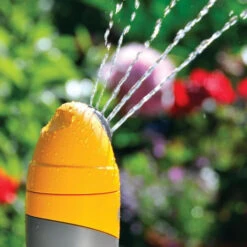 Hozelock Aquastorm 360 Sprinkler - 2332 8 Hozelock Aquastorm 360 Sprinkler - 2332 -Fresh Gardenly Store 2332 spray