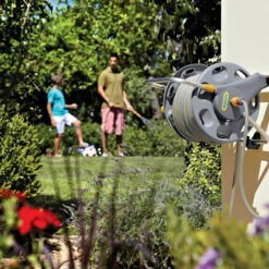 Hozelock 60m 2 In 1 Hose Storage System With 50m Of Hose 5 Hozelock 60m 2 In 1 Hose Storage System With 50m Of Hose -Fresh Gardenly Store 2477 lifestyle