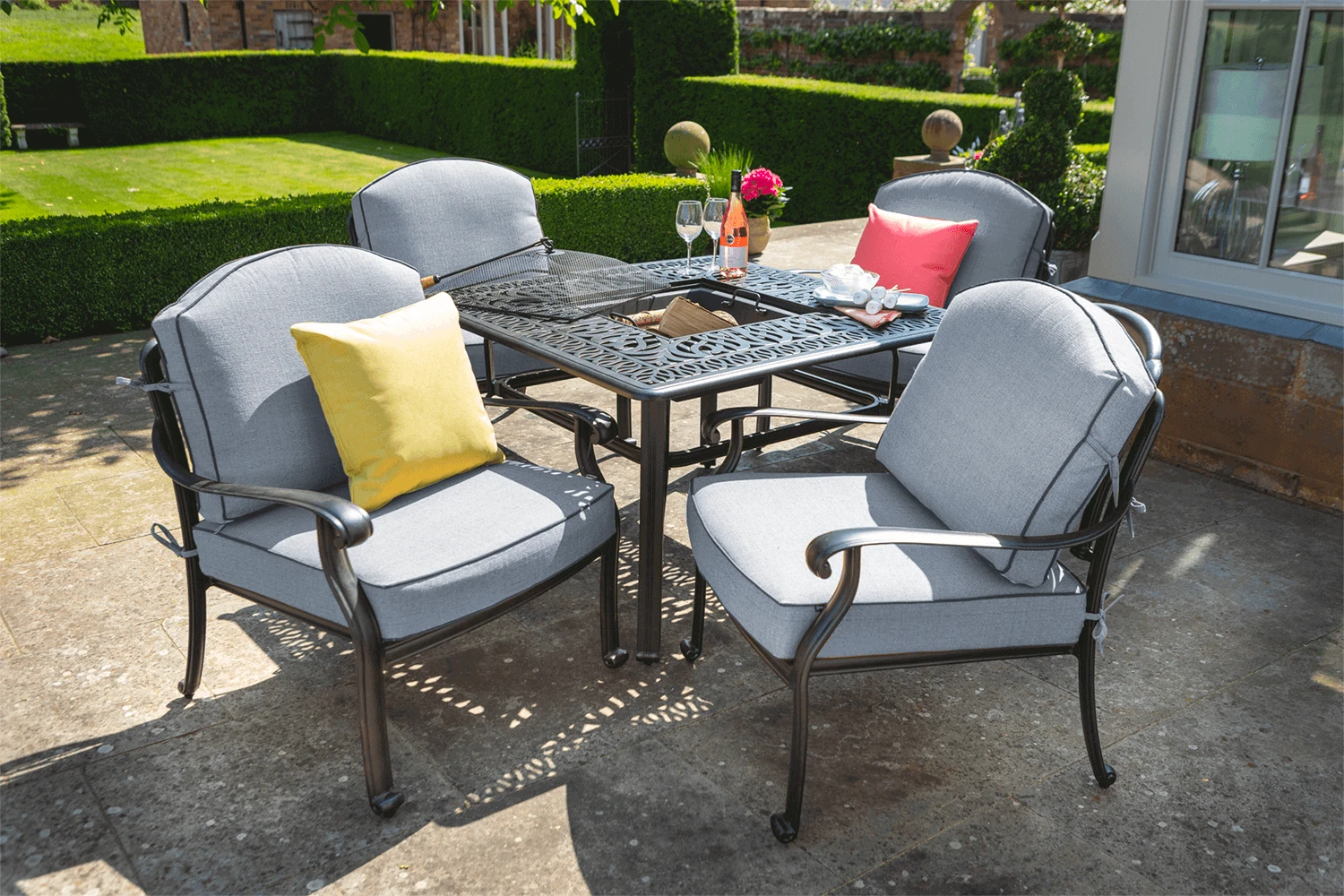 Hartman Amalfi 4 Seat Square Lounge Set With Fire Pit In Antique Grey/Platinum 3 Hartman Amalfi 4 Seat Square Lounge Set With Fire Pit In Antique Grey/Platinum