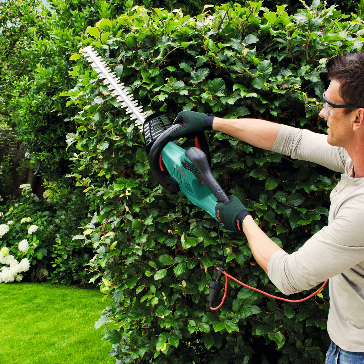 Bosch Electric Hedge Trimmer - AHS 50-26 4 Bosch Electric Hedge Trimmer - AHS 50-26 - Image 2
