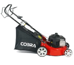 Cobra 40cm Self Propelled Petrol Mower, Briggs And Stratton Engine -Fresh Gardenly Store cobra M40SPB side giant