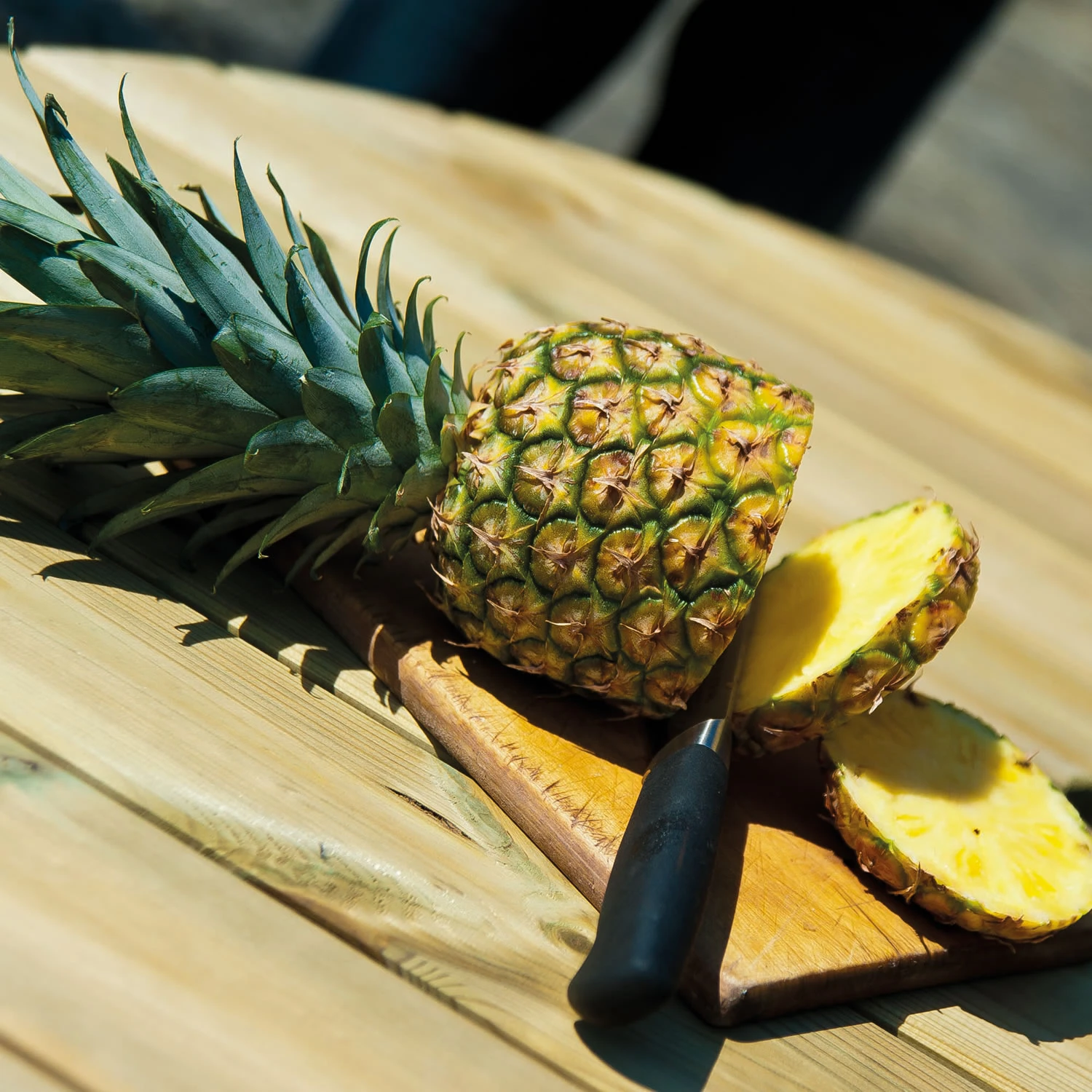 Pine FSC Gleneagles 8 Seater Picnic Table By Alexander Rose 6 Pine FSC Gleneagles 8 Seater Picnic Table By Alexander Rose - Image 4