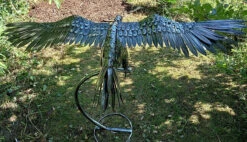 Gliding Eagle Metal Bird Sculpture On Stand -Fresh Gardenly Store l AN51 4