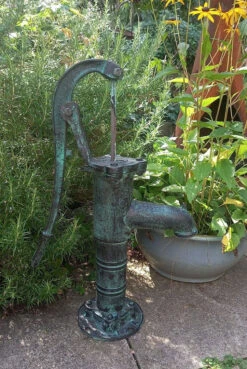 Cast Iron Garden Hand Water Pump 10 Cast Iron Garden Hand Water Pump -Fresh Gardenly Store l Hand Pump 5
