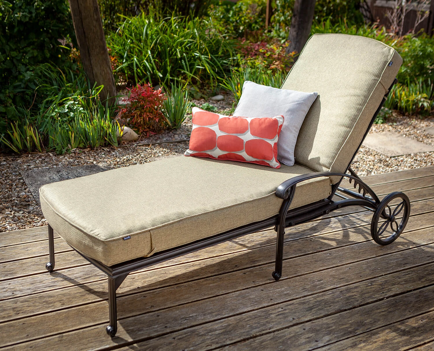 Hartman Capri Lounger In Bronze And Amber 3 Hartman Capri Lounger In Bronze And Amber