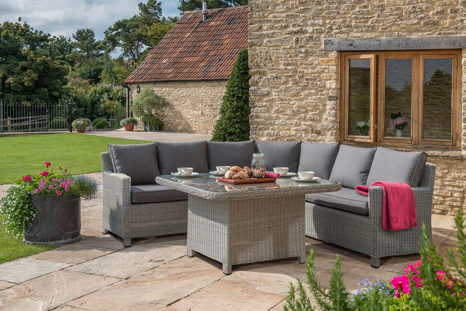 Kettler Palma Grande Corner Sofa Set With Glass Topped Table In White Wash / Taupe 3 Kettler Palma Grande Corner Sofa Set With Glass Topped Table In White Wash / Taupe