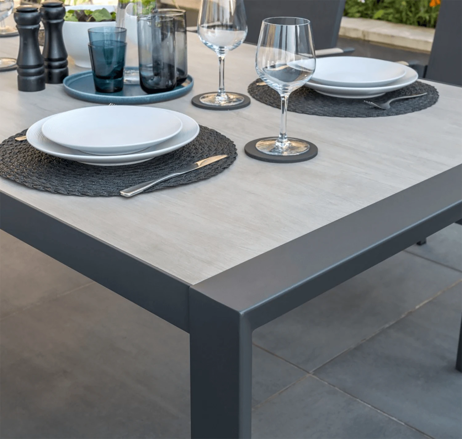 Kettler Surf Active 6 Seater Rectangular Dining Set In Iron Grey 4 Kettler Surf Active 6 Seater Rectangular Dining Set In Iron Grey - Image 2