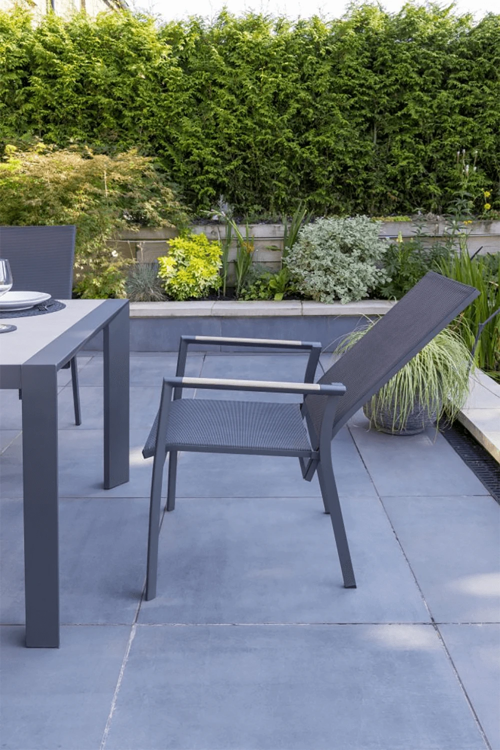 Kettler Surf Active 6 Seater Rectangular Dining Set In Iron Grey 7 Kettler Surf Active 6 Seater Rectangular Dining Set In Iron Grey - Image 5