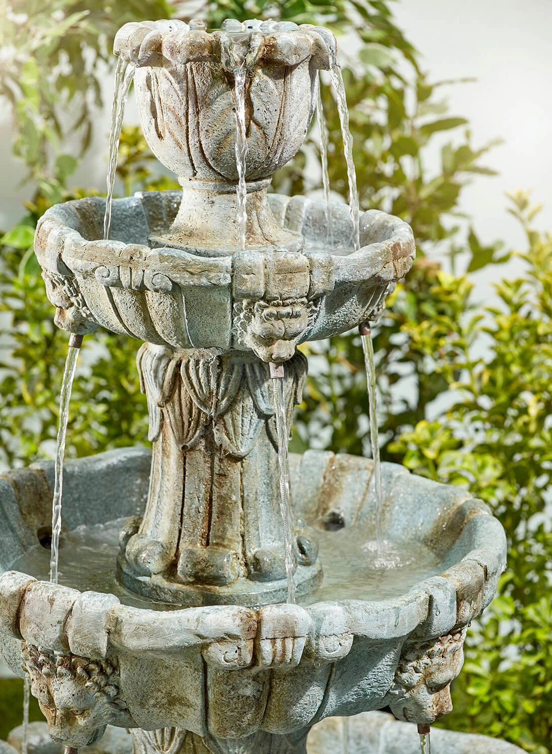 Lioness Fountain Easy Fountain Garden Water Feature 4 Lioness Fountain Easy Fountain Garden Water Feature - Image 2