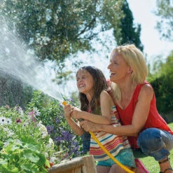 Hozelock Superhoze Expandable Garden Hose - 15m -Fresh Gardenly Store superhoze play 1